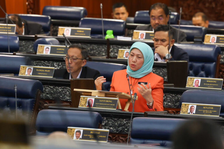DATUK SERI NANCY SHUKRI