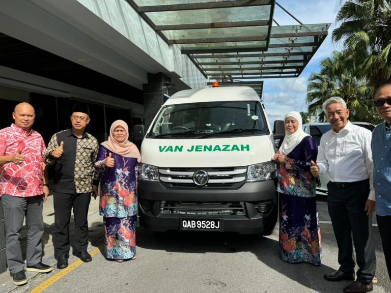 Van-jenazah-2