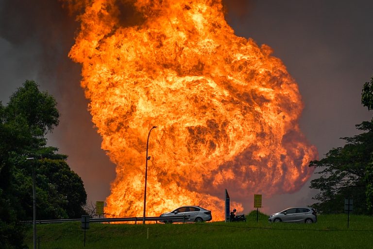 KL08_01042025_PUTRA_TERBAKAR