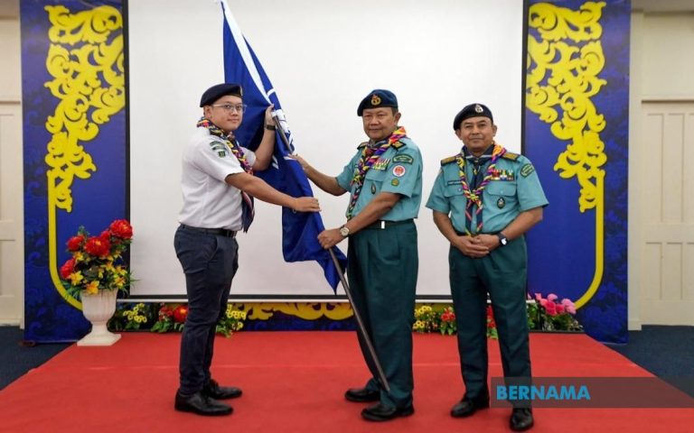 PENGAKAP