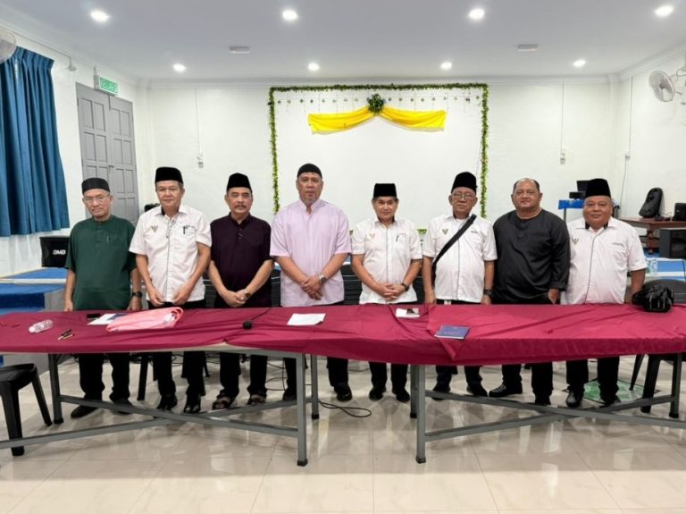 AZMI-MORSHIDI-DIPILIH-PENGERUSI-JKP-MASJID-BANDAR-SRI-AMAN-YANG-BAHARU-pic1