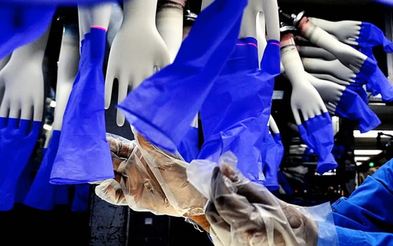 ad1606c1-rubber-gloves-bernama-resize-100725-1
