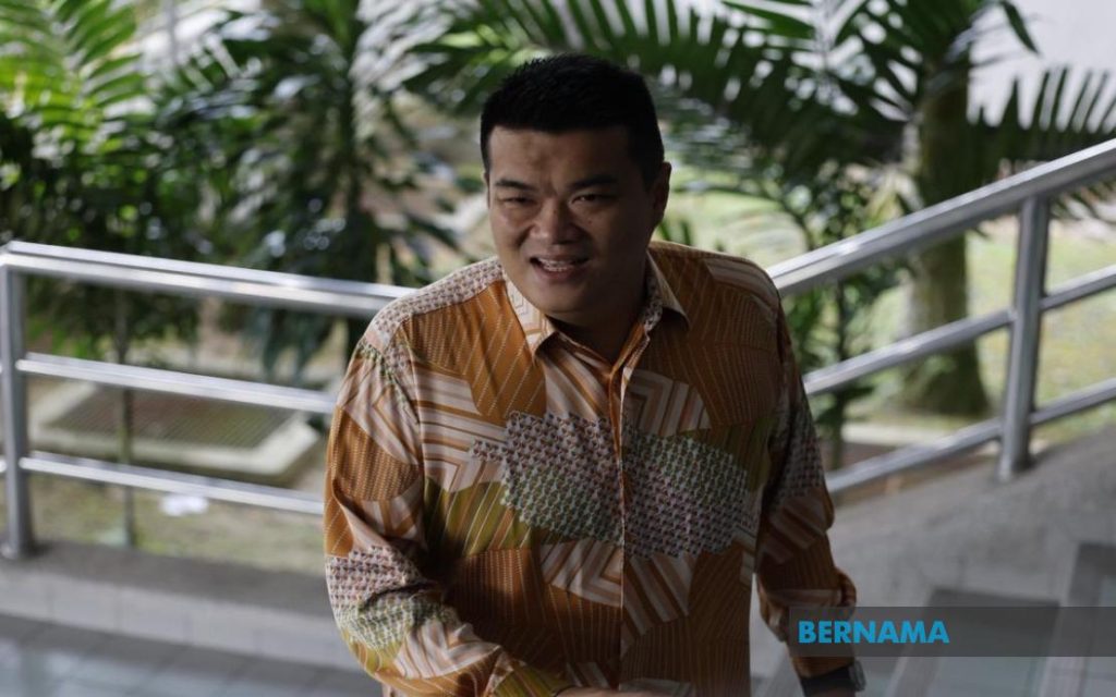 Albert Tei didakwa lagi, beri suapan RM64,924 bagi kelulusan lesen ...