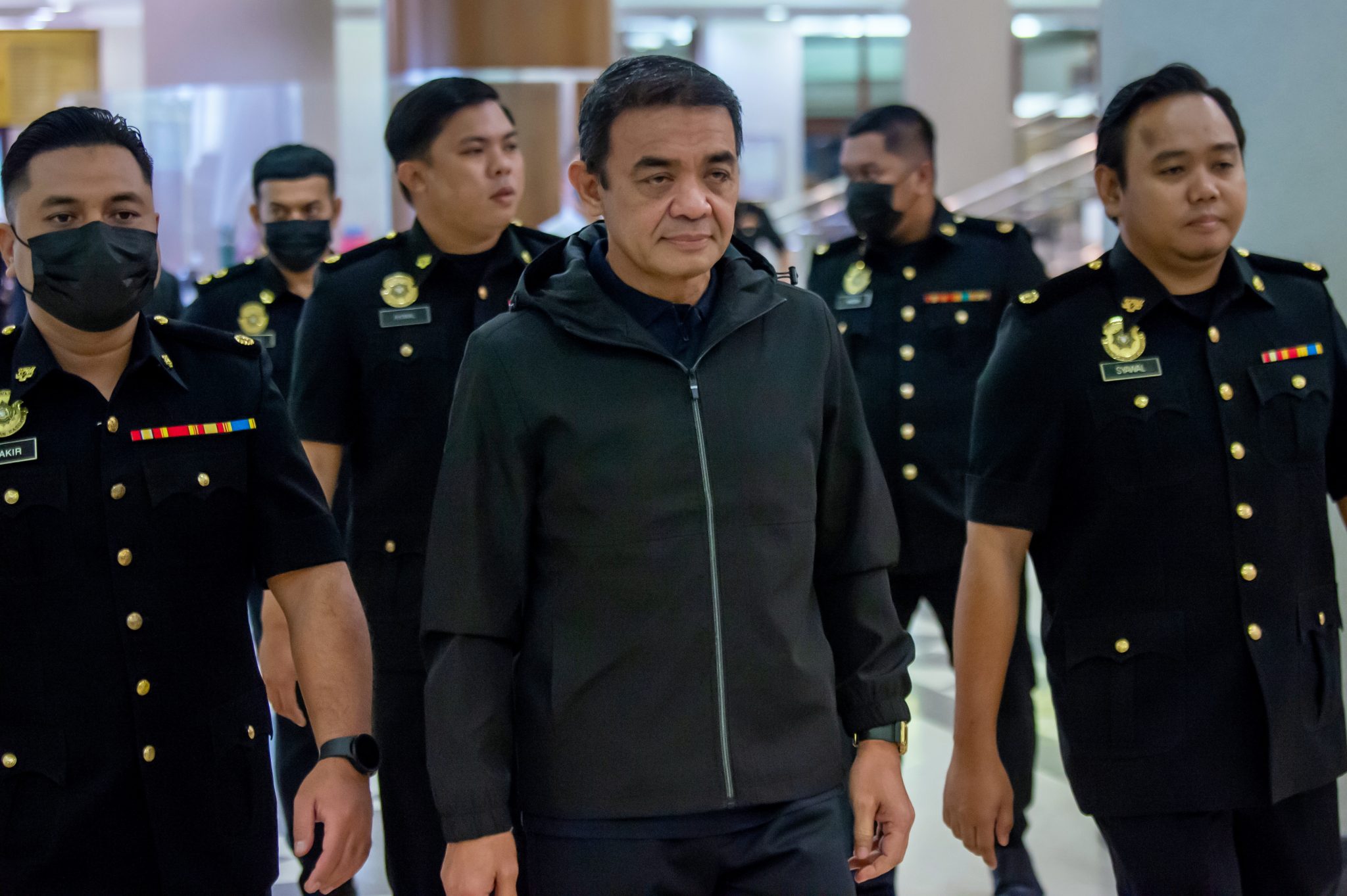 Kronologi kes skandal rasuah pegawai tertinggi ATM - UTUSAN SARAWAK