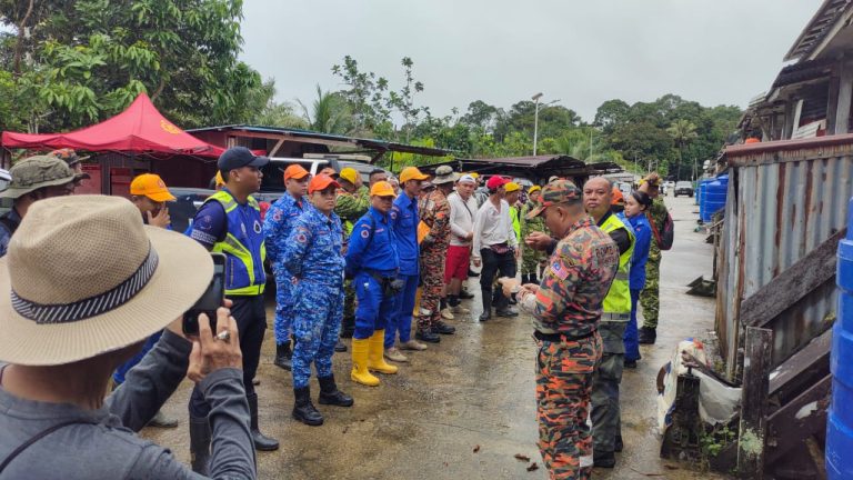 Operasi-SAR-hari-pertama-diperluas-sehingga-4-kilometer8