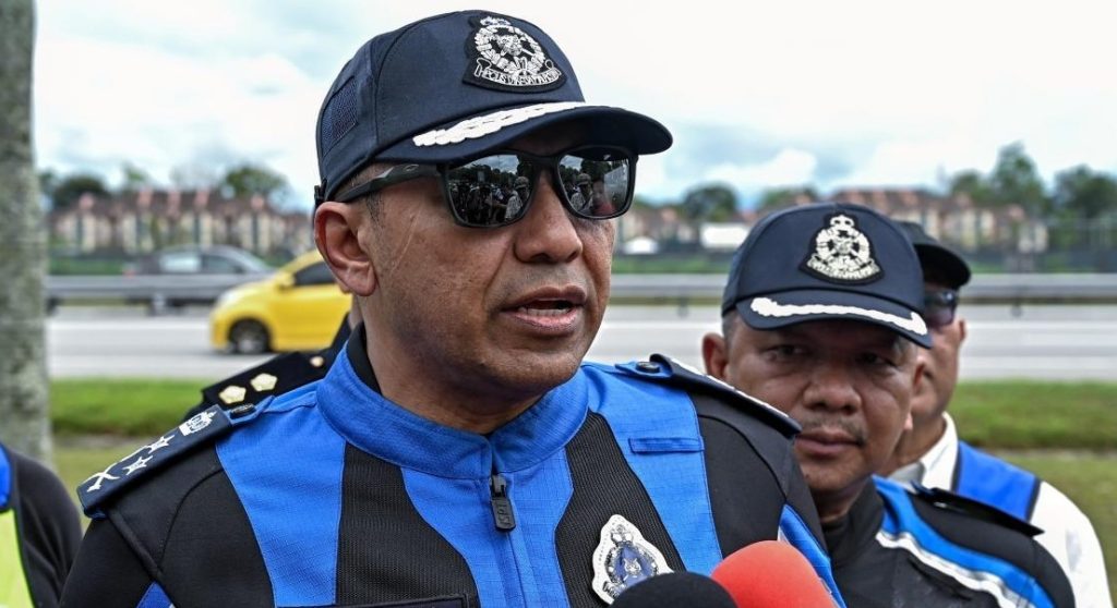 JSPT cadang pemasangan kamera papan pemuka pada kereta polis - UTUSAN ...