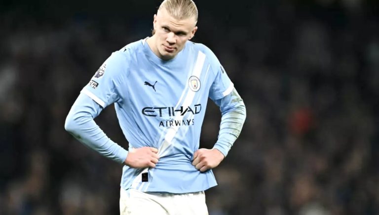 <strong>Buruan kejuaraan City tercalar, Forest ikat 2-2</strong>