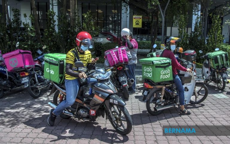 e2d5bb7a4709531ec2ec21edf1e2805f671f79ba984ba