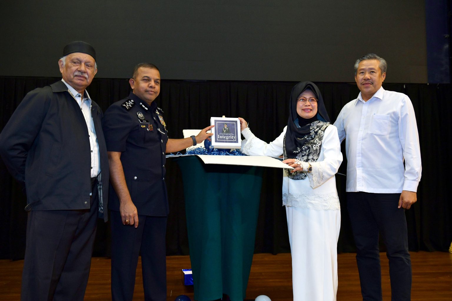 IPCC sediakan saluran alternatif aduan salah laku polis – Ayob Khan ...